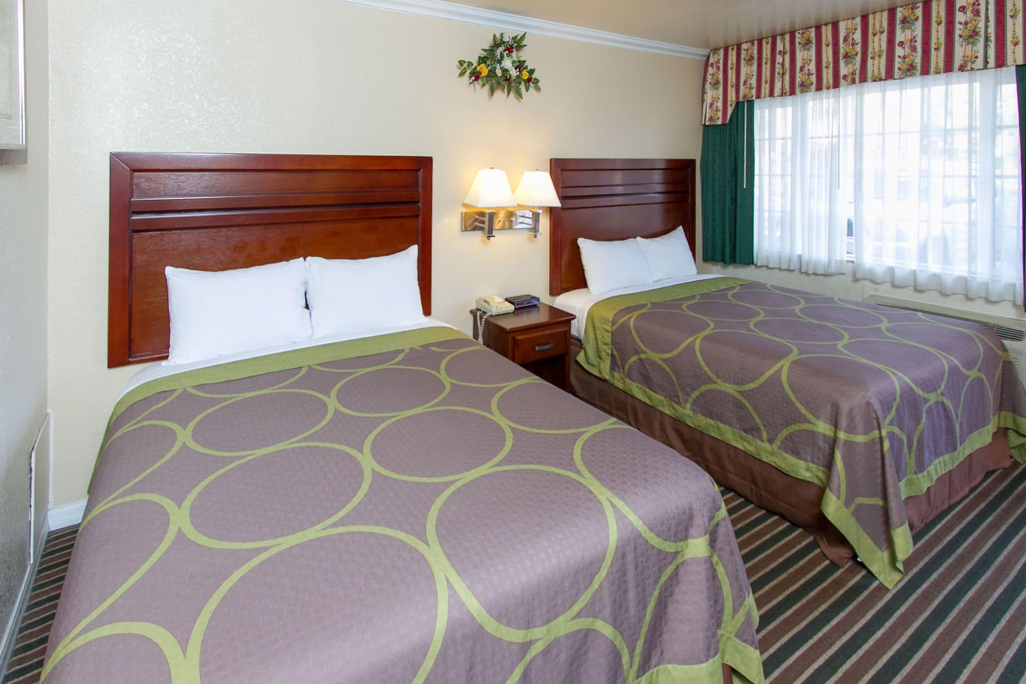 Surestay By Best Western Fresno Central Exterior photo
